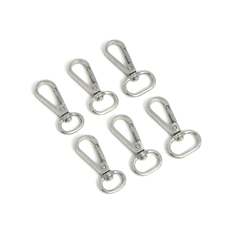 How do zinc alloy die-cast hardware achieve a flawless, smooth surface and flowing, natural lines through precision craftsmanship?